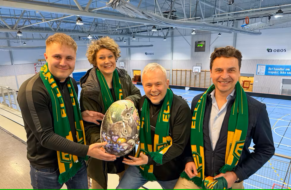 Ferd-med-gave-til-Ellingsrud-IL_12